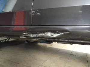 blacharstwo samochodowe kraków uszkodzony próg 01