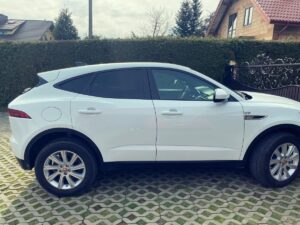 Jaguar F-Pace po naprawie blacharsko-lakierniczej drzwi